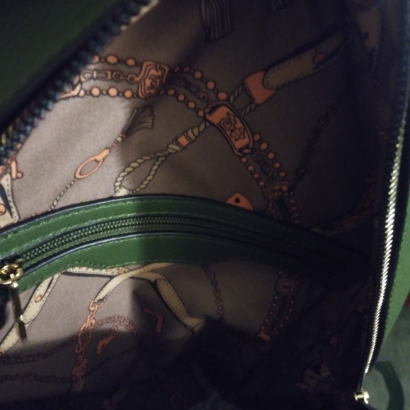 Backpack - Picture 3 of 4